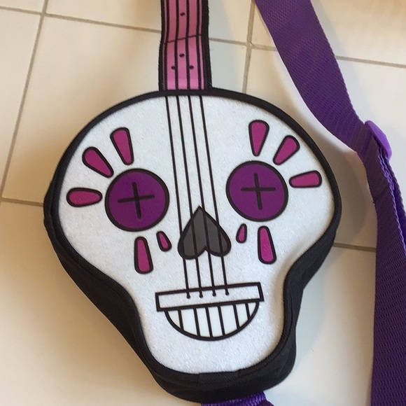 ‘Disney’ Vampirina Sugar Skull Guitar Crossbody - Picture 2 of 5